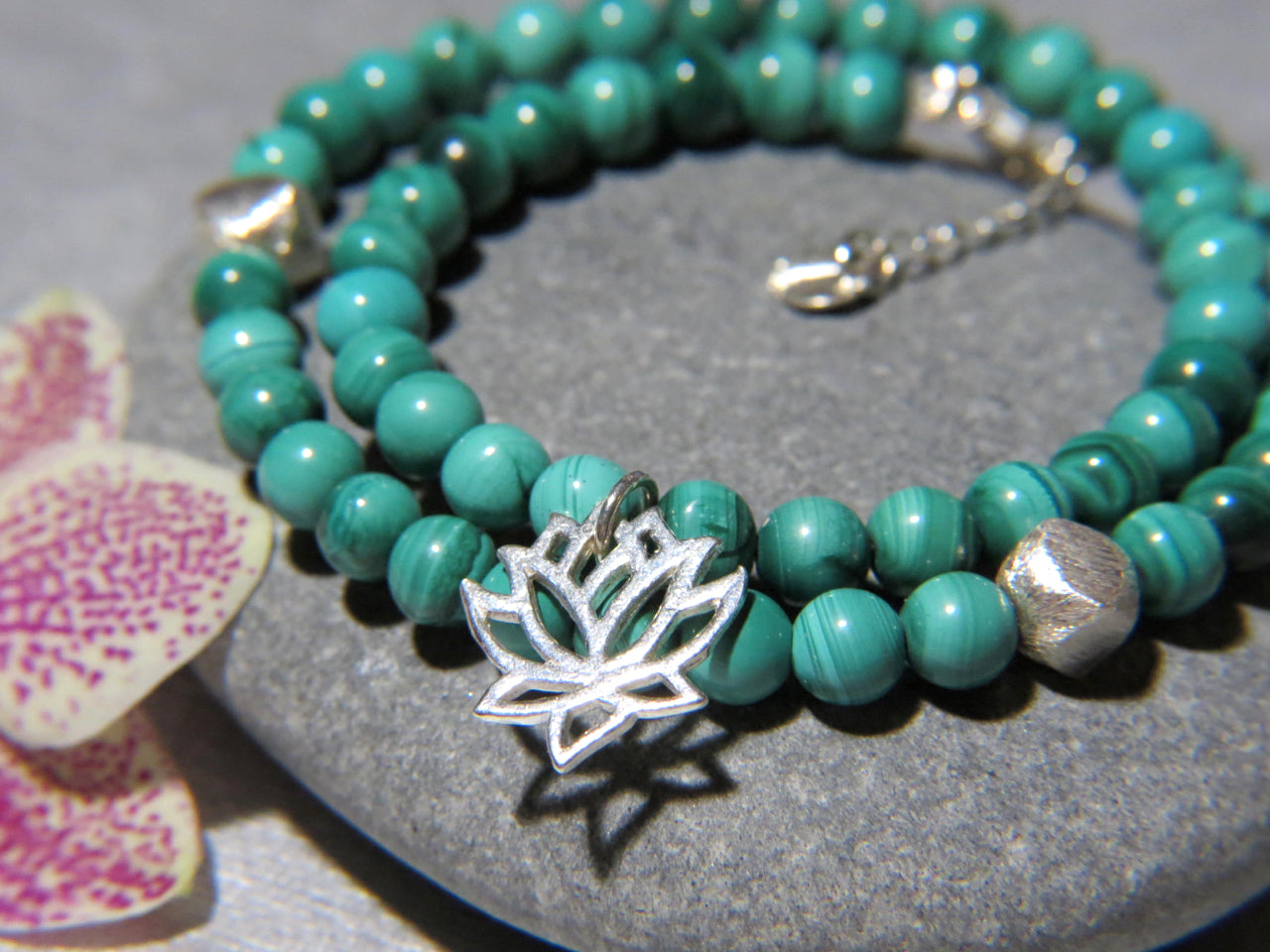 Bracelet "MELBOURNE" double en pierres naturelles de Malachite