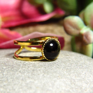Bague "ELISABETH" dorée or fin en pierre d' Onyx
