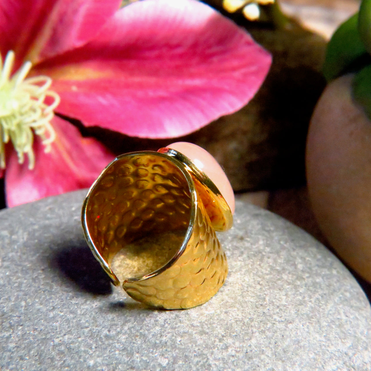 Bague "AURELIE" dorée or fin en pierre de quartz rose