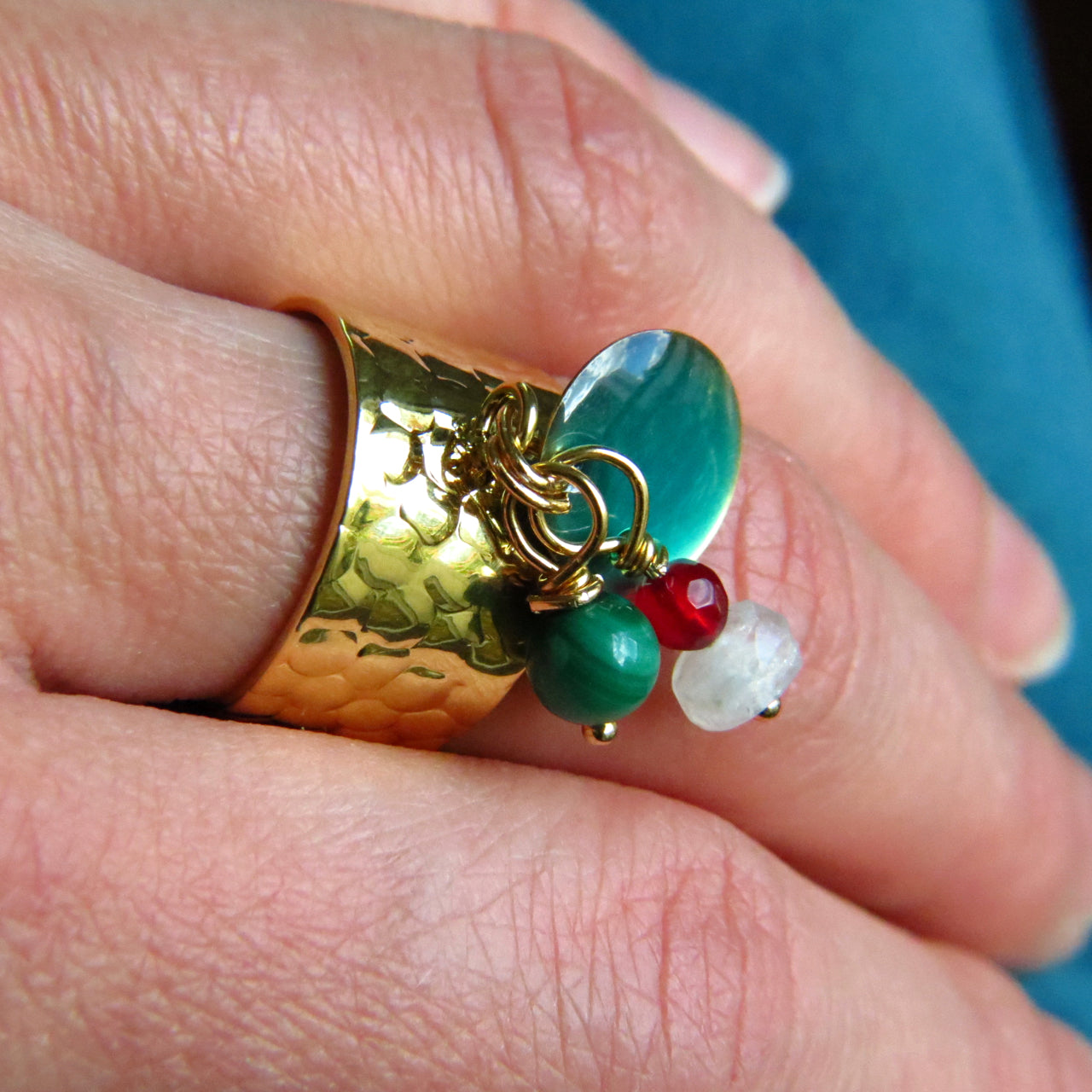 Bague "MIA" dorée or fin en Malachite Pierre de Lune Agate et malachite avec sequin émaillé