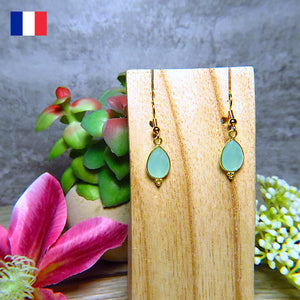 Boucles d’oreilles "MELUSINE" dorées or fin Calcédoine Bleue