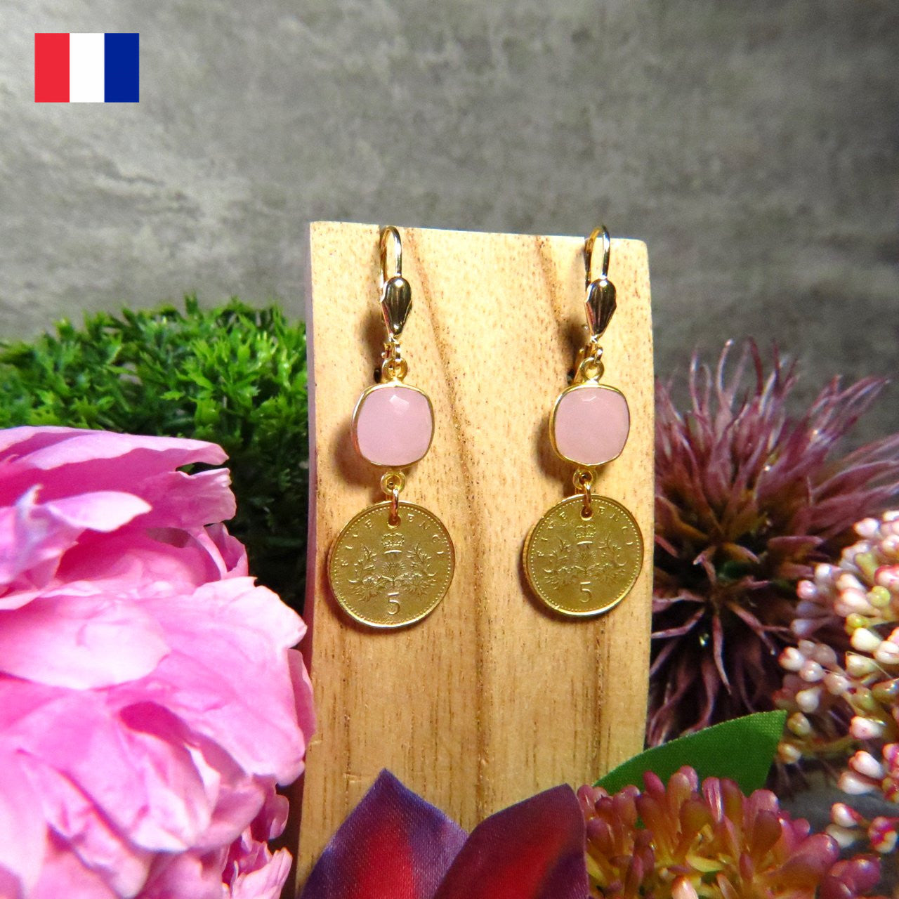Boucles d’oreilles dorées or fin en Calcédoine rose
