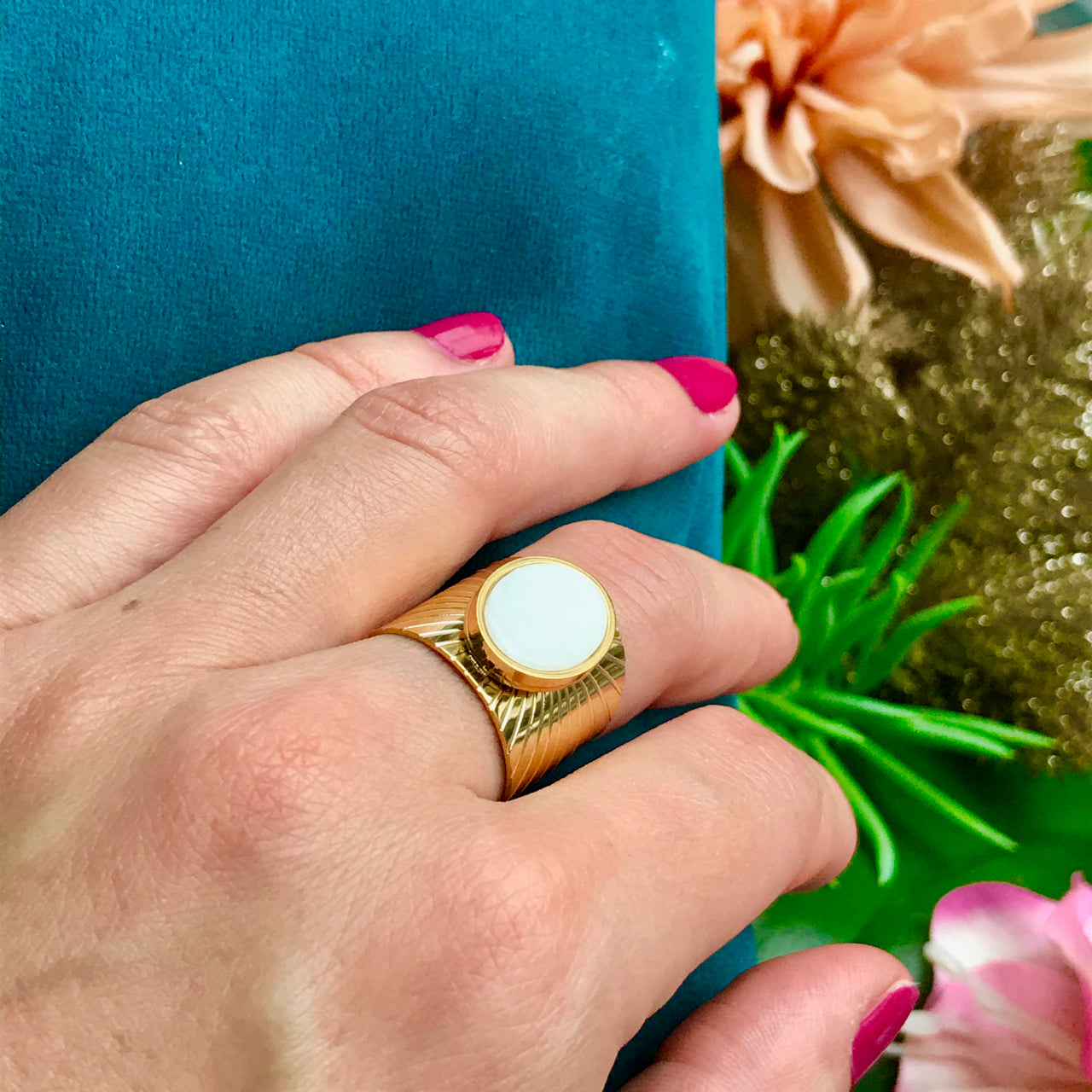 Bague "MADELEINE" adaptable avec Agate blanche