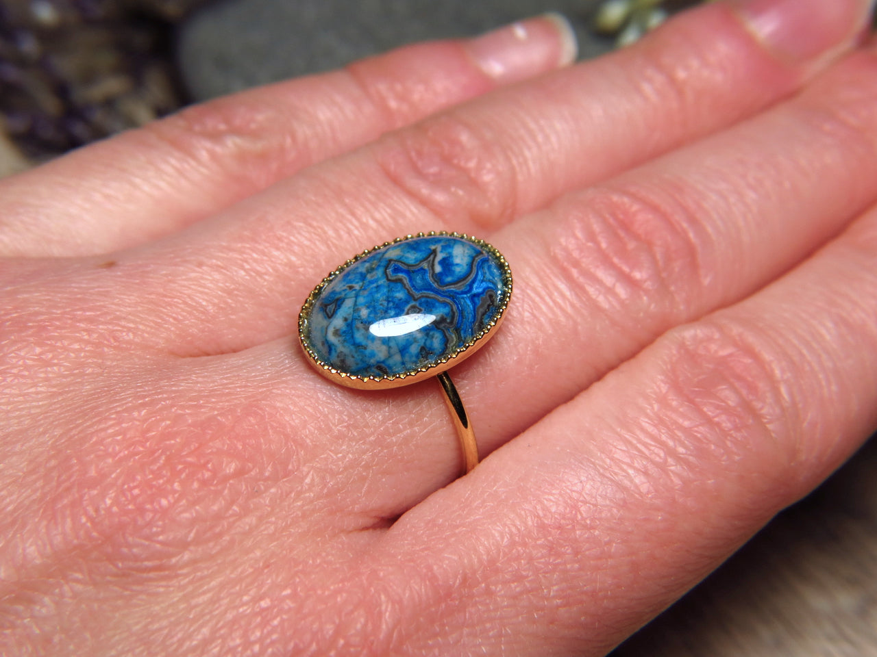 Bague "MON ANCRAGE" dorée or fin en pierre d' Agate Bleue