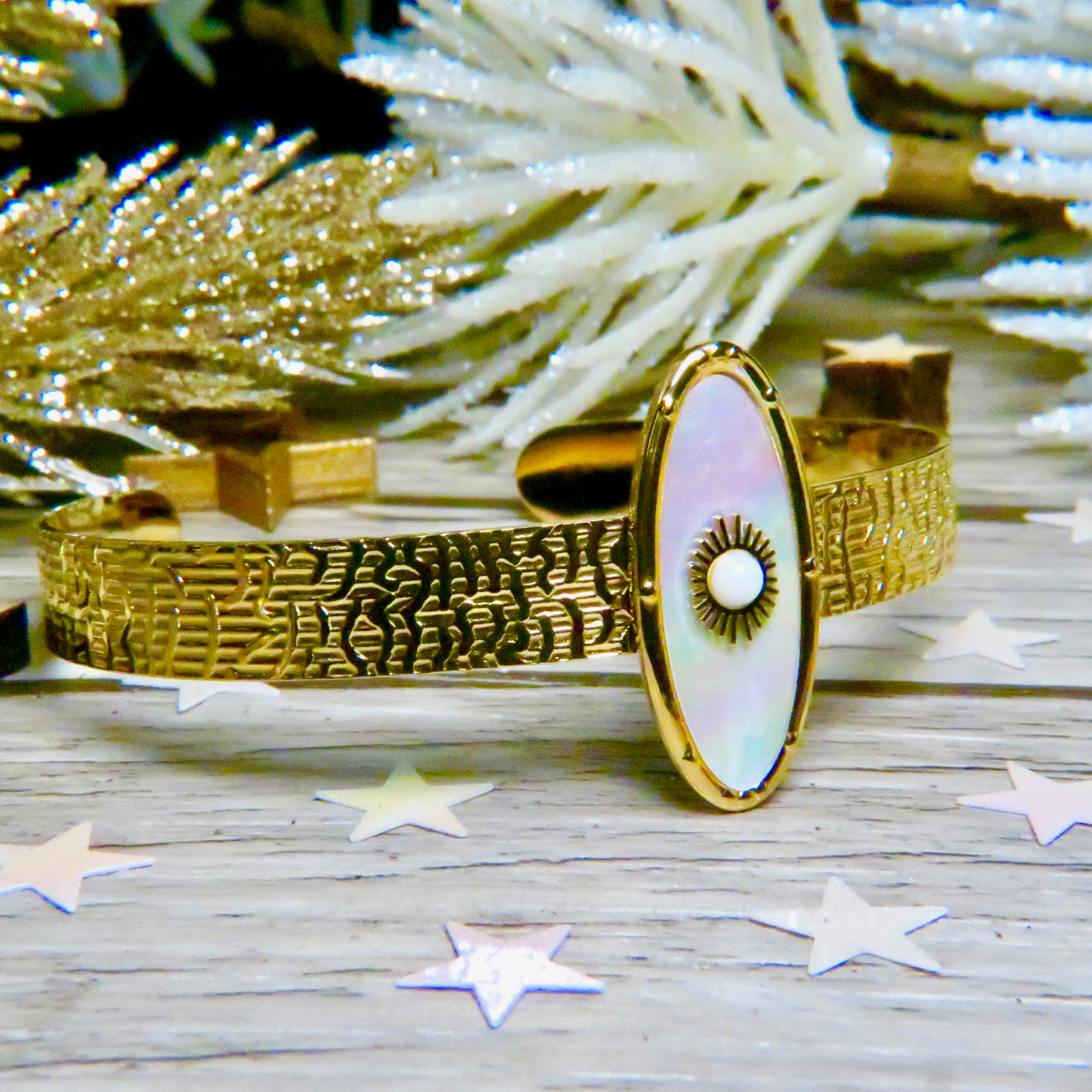 Bracelet "SANDRA" doré - adaptable avec Nacre naturelle