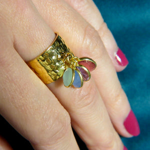 Bague "MATHILDE" dorée or fin avec pierres d' Améthyste Tourmaline et Calcédoine verte et bleue
