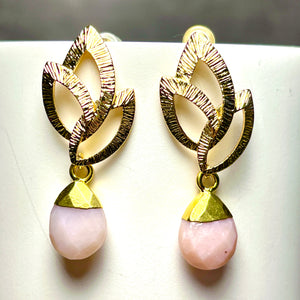 Boucles d’oreilles "DELILAH" dorées or fin Opale rose
