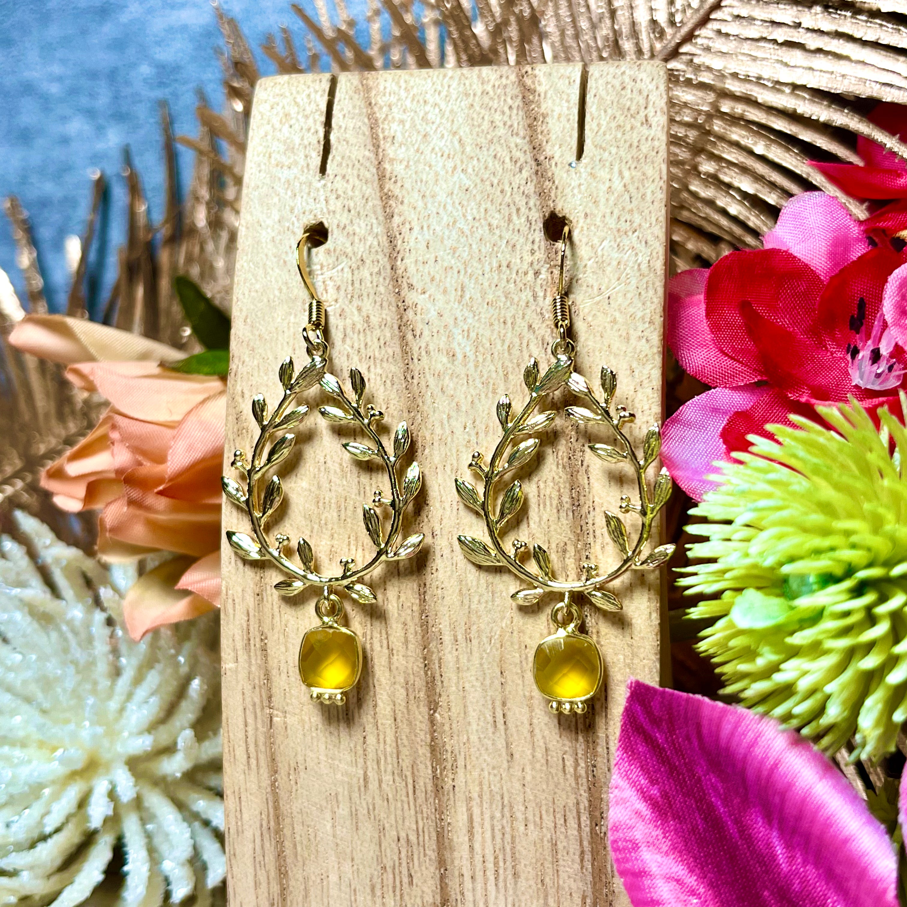 Boucles d'oreilles "NOA" dorées or fin pierre de Calcédoine jaune