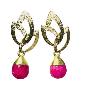 Boucles d’oreilles "PENELOPE" dorées or fin de Rubis brut